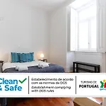 Do Castelo, Downtown * ליסבון